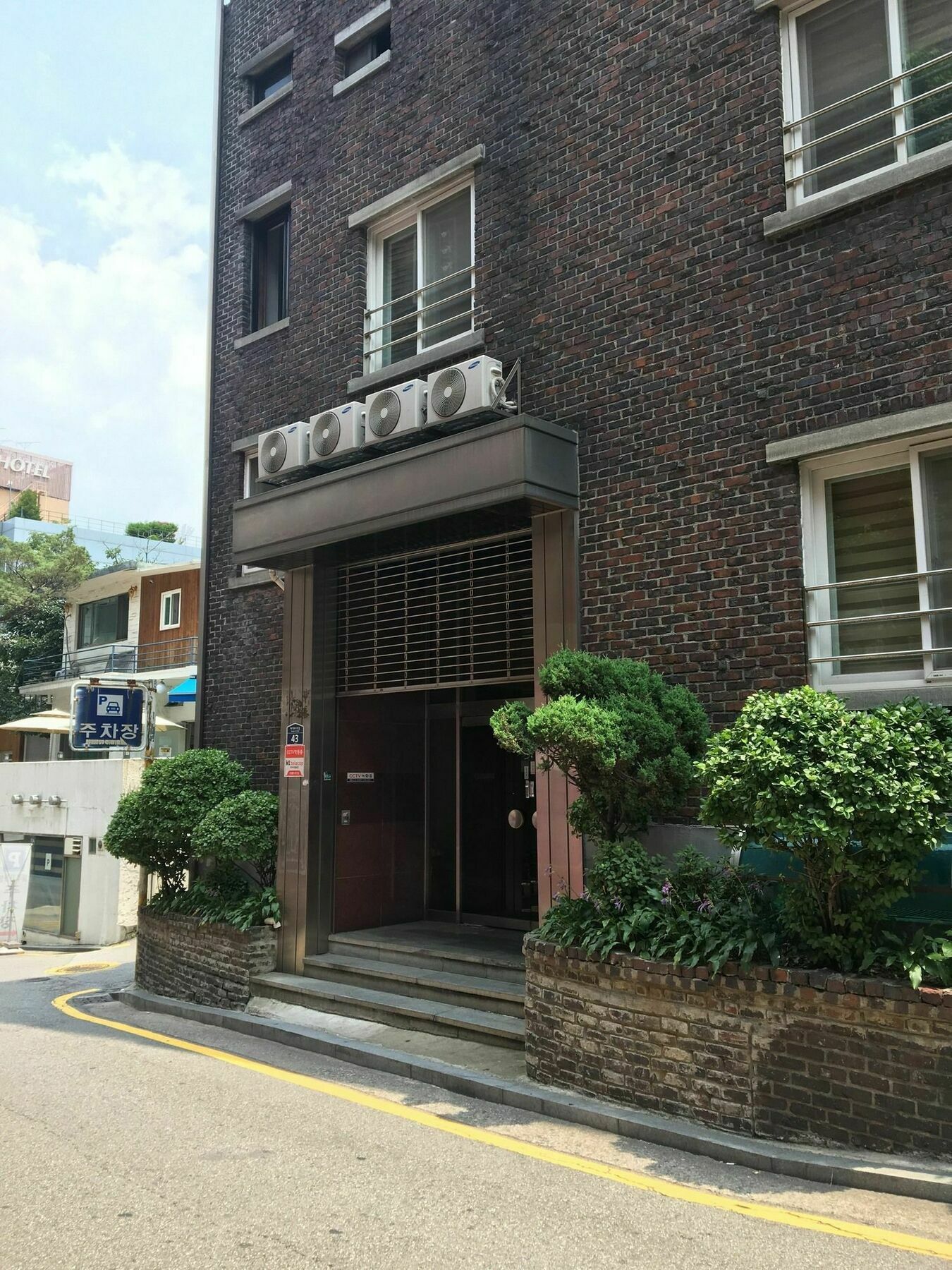 Myeong-dong Good Seoul